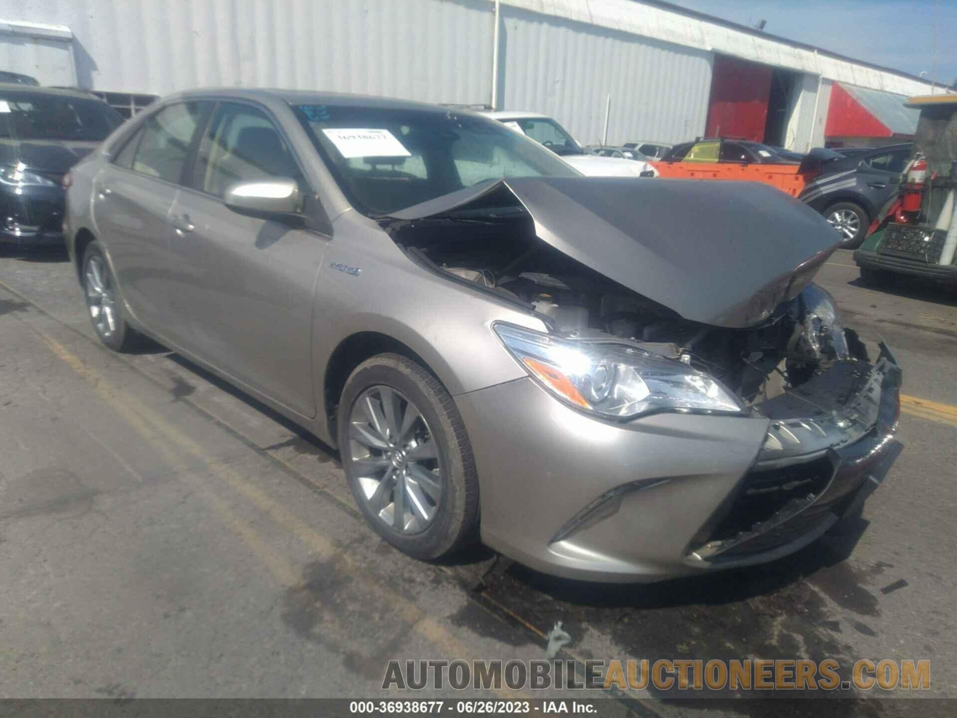 4T1BD1FKXFU167328 TOYOTA CAMRY HYBRID 2015