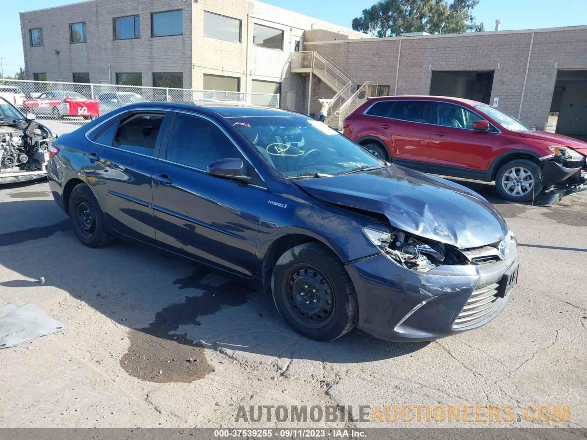 4T1BD1FKXHU203943 TOYOTA CAMRY 2017