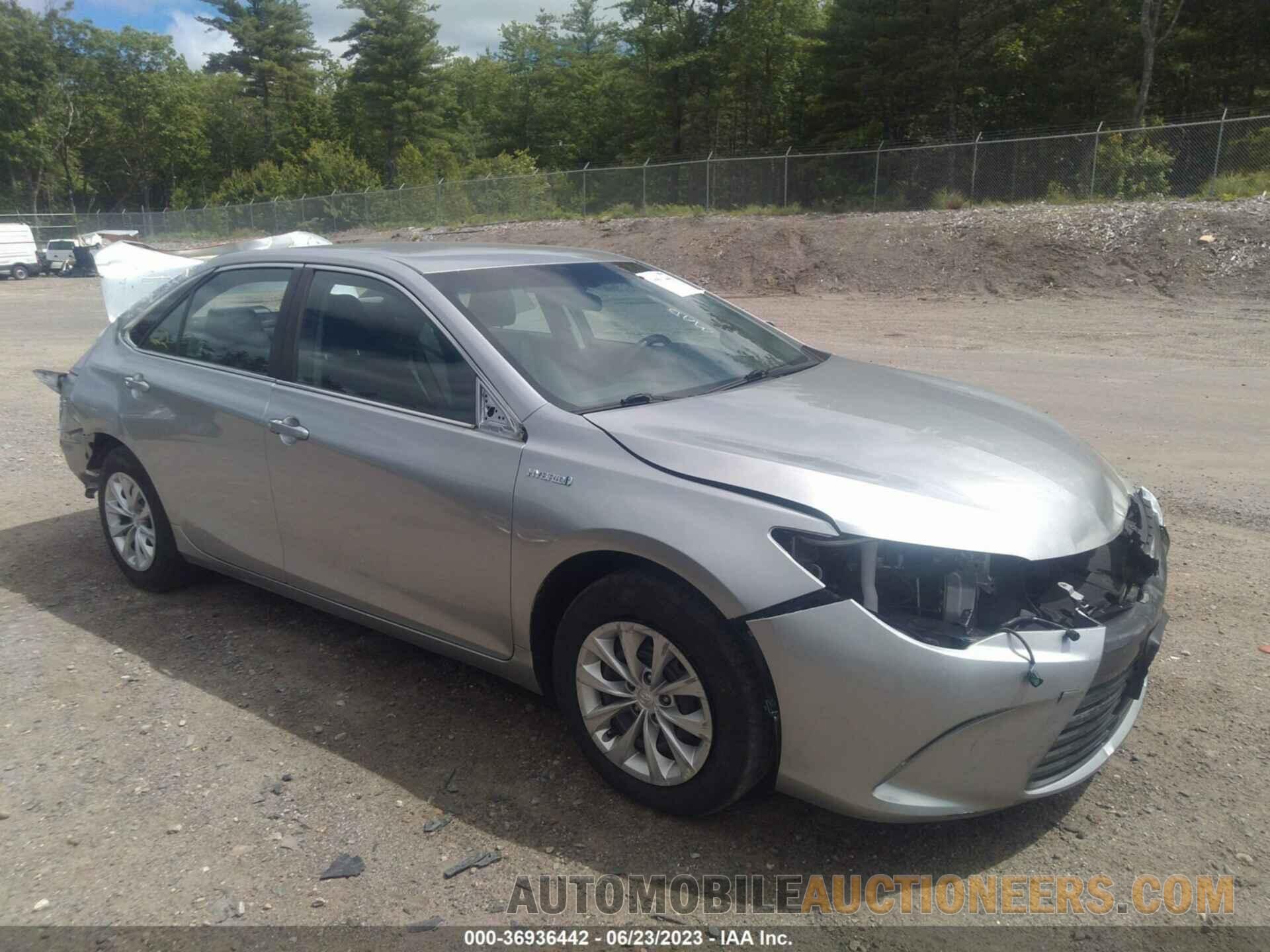 4T1BD1FKXHU209693 TOYOTA CAMRY 2017