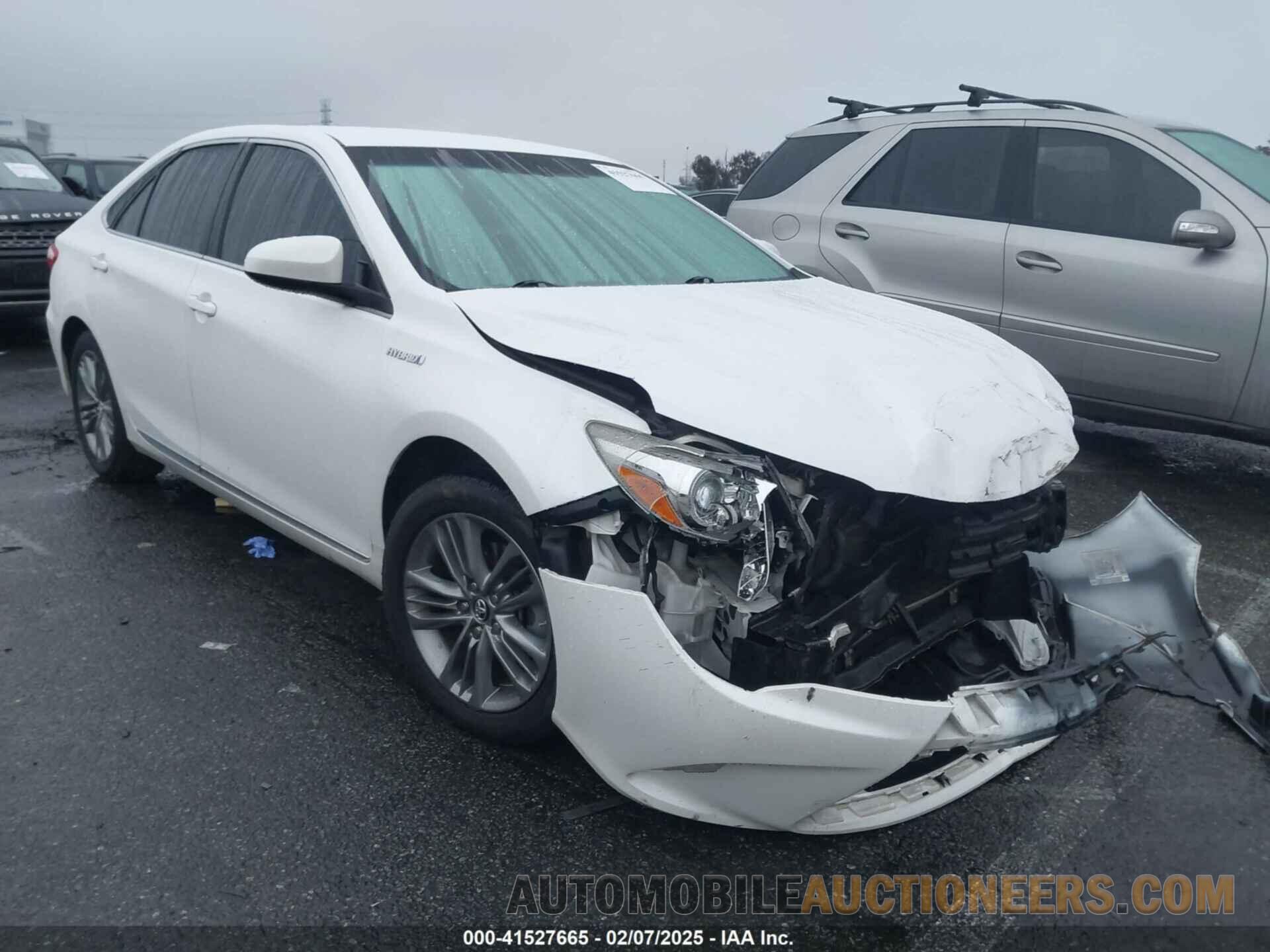 4T1BD1FKXHU213839 TOYOTA CAMRY HYBRID 2017