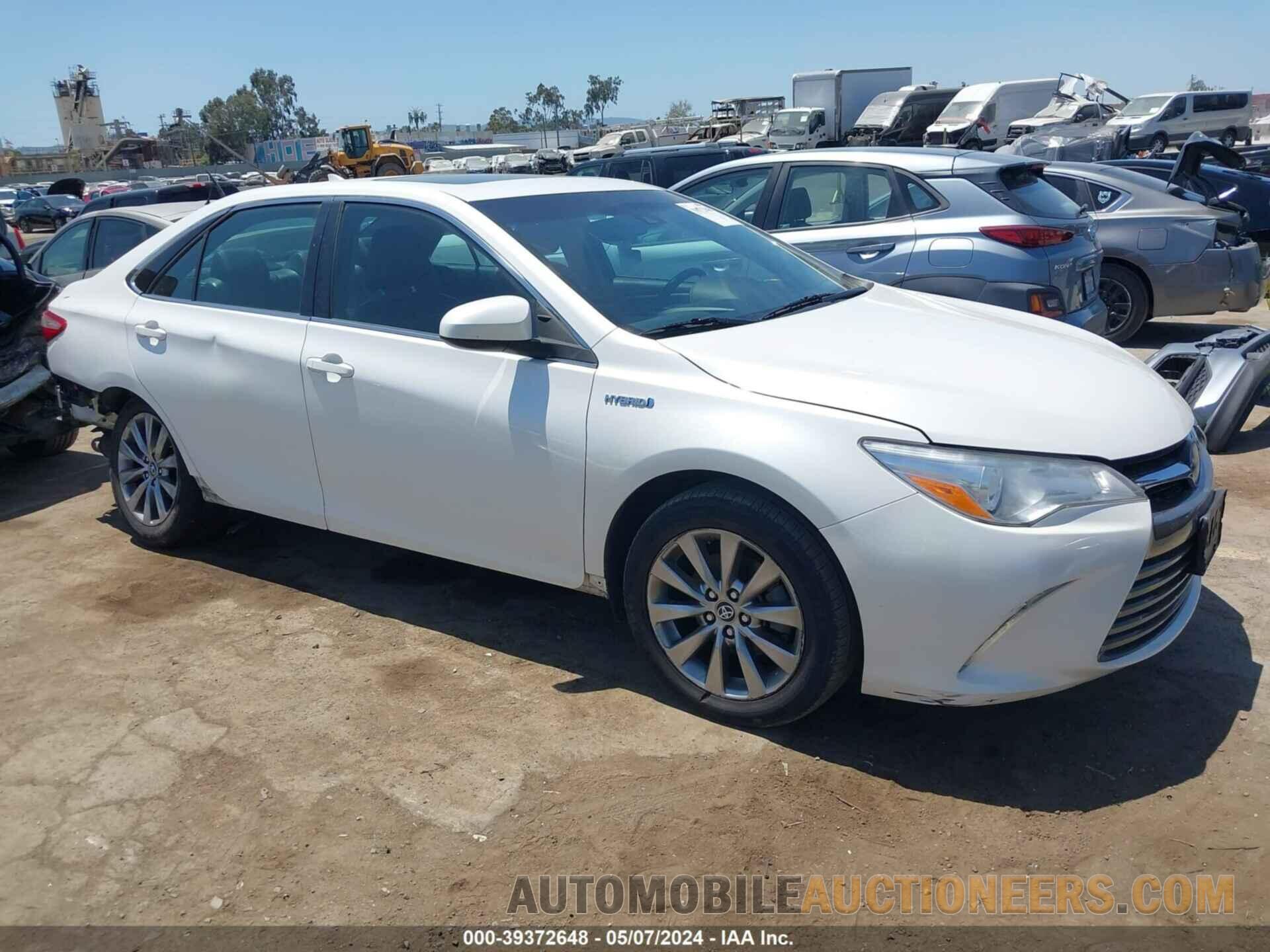 4T1BD1FKXHU215865 TOYOTA CAMRY HYBRID 2017