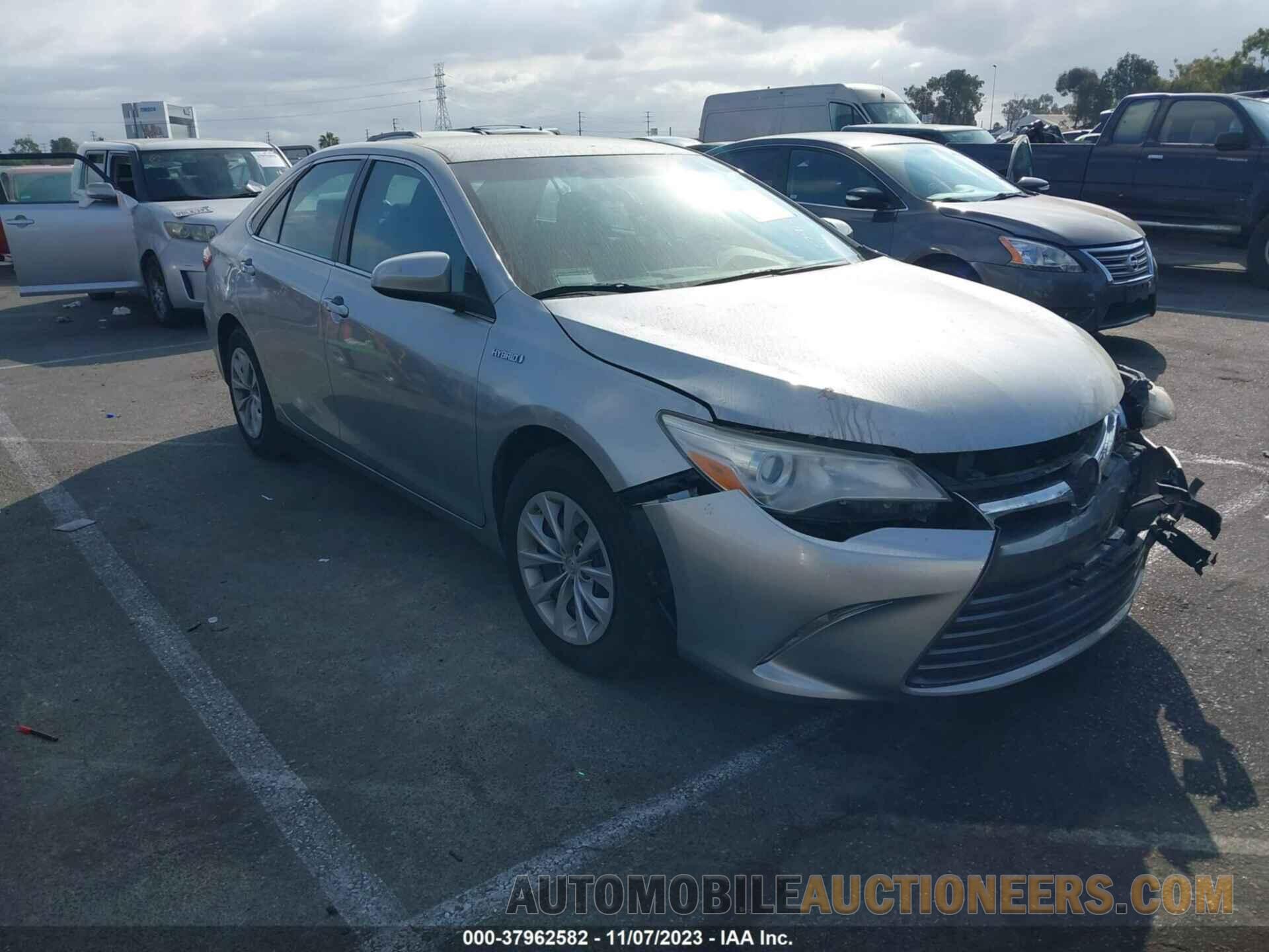 4T1BD1FKXHU221858 TOYOTA CAMRY 2017