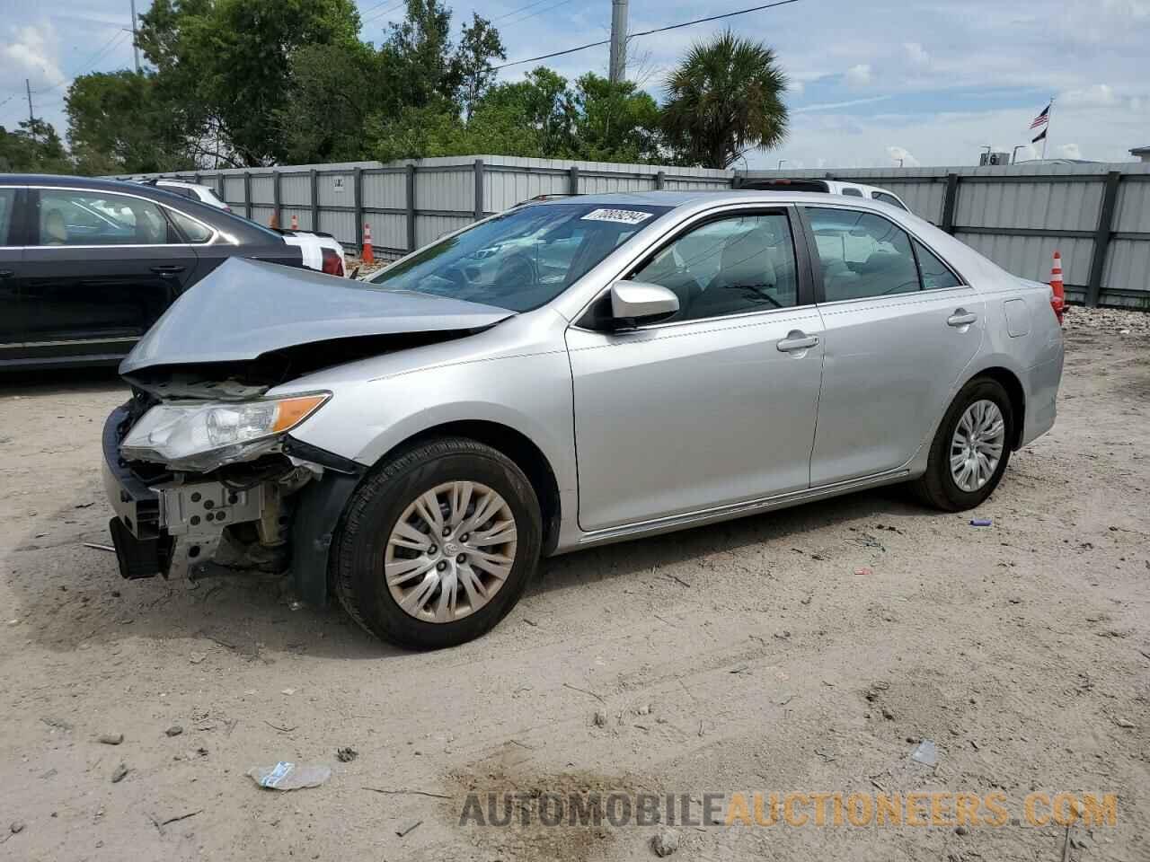 4T1BF1FK0CU517619 TOYOTA CAMRY 2012