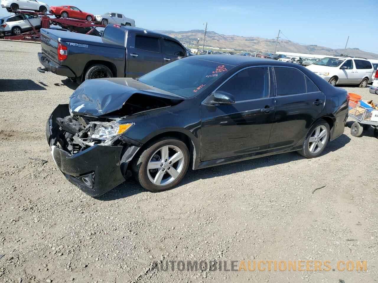 4T1BF1FK0DU698447 TOYOTA CAMRY 2013