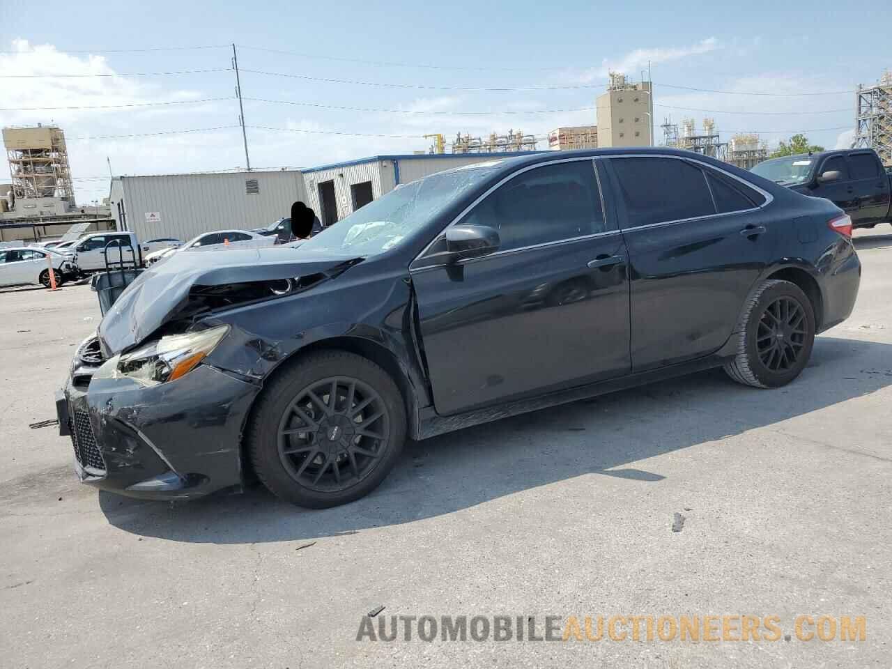 4T1BF1FK0FU032563 TOYOTA CAMRY 2015