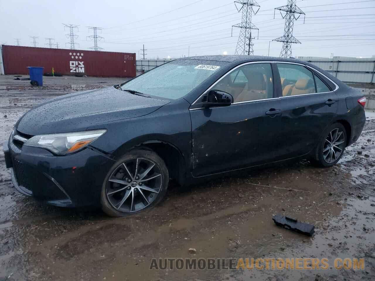 4T1BF1FK0FU039142 TOYOTA CAMRY 2015