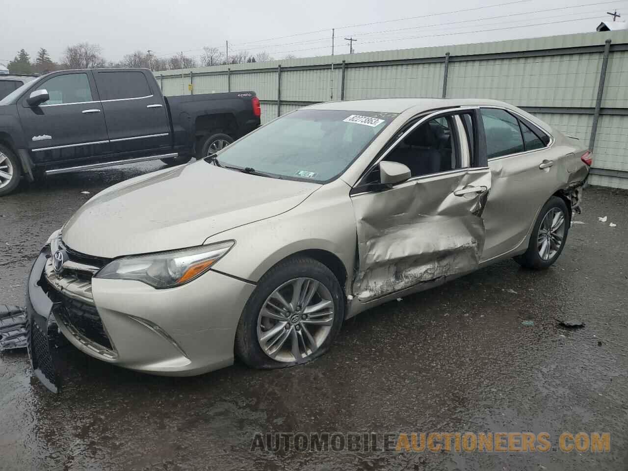 4T1BF1FK0FU040792 TOYOTA CAMRY 2015