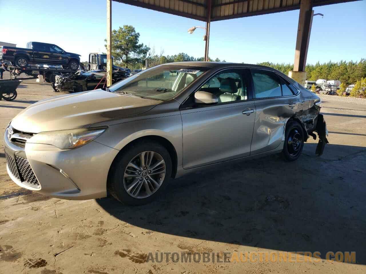 4T1BF1FK0FU040887 TOYOTA CAMRY 2015