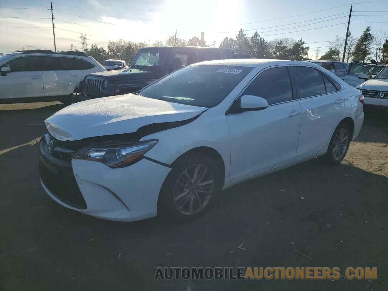 4T1BF1FK0FU056135 TOYOTA CAMRY 2015