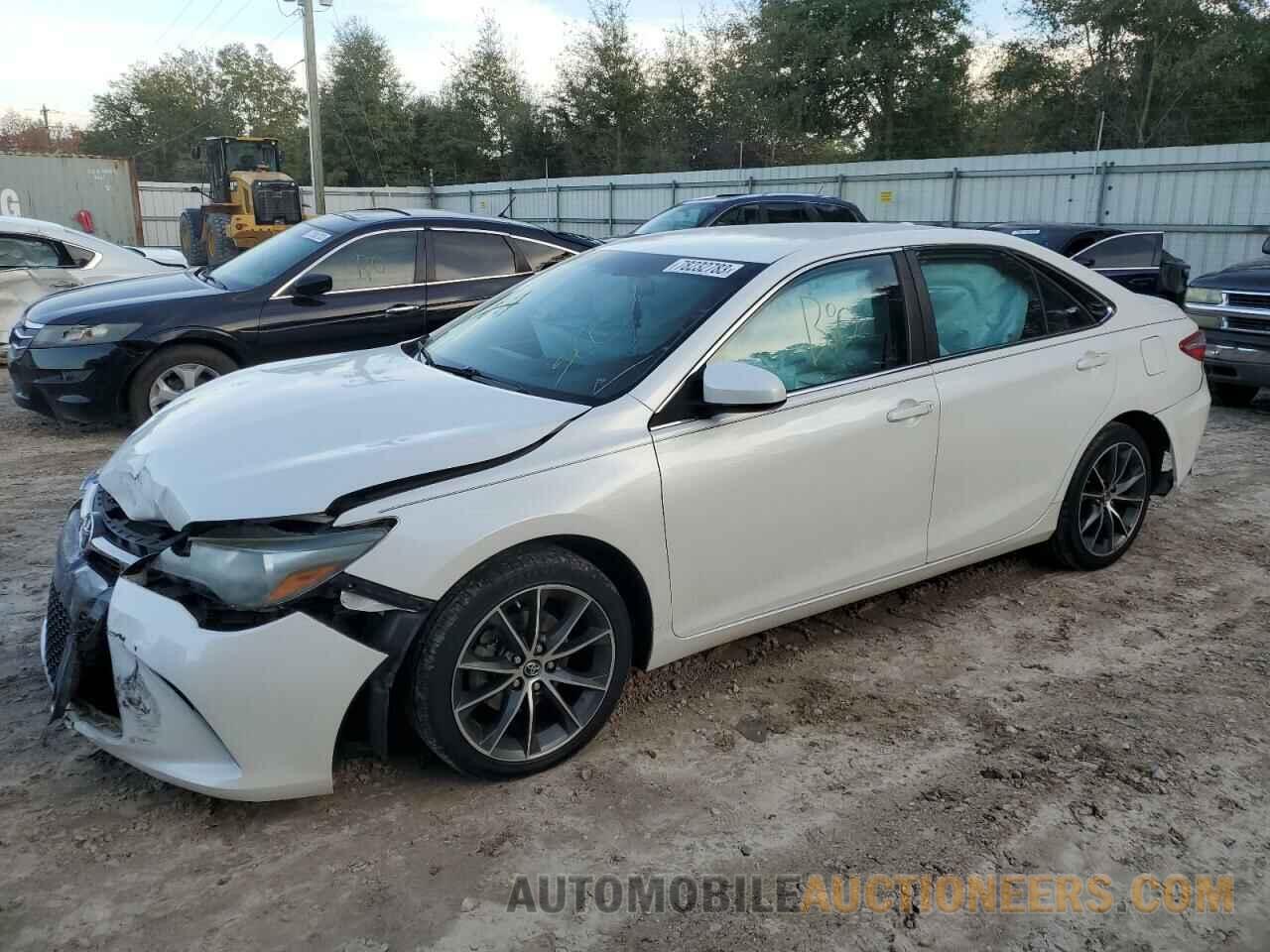 4T1BF1FK0FU098529 TOYOTA CAMRY 2015