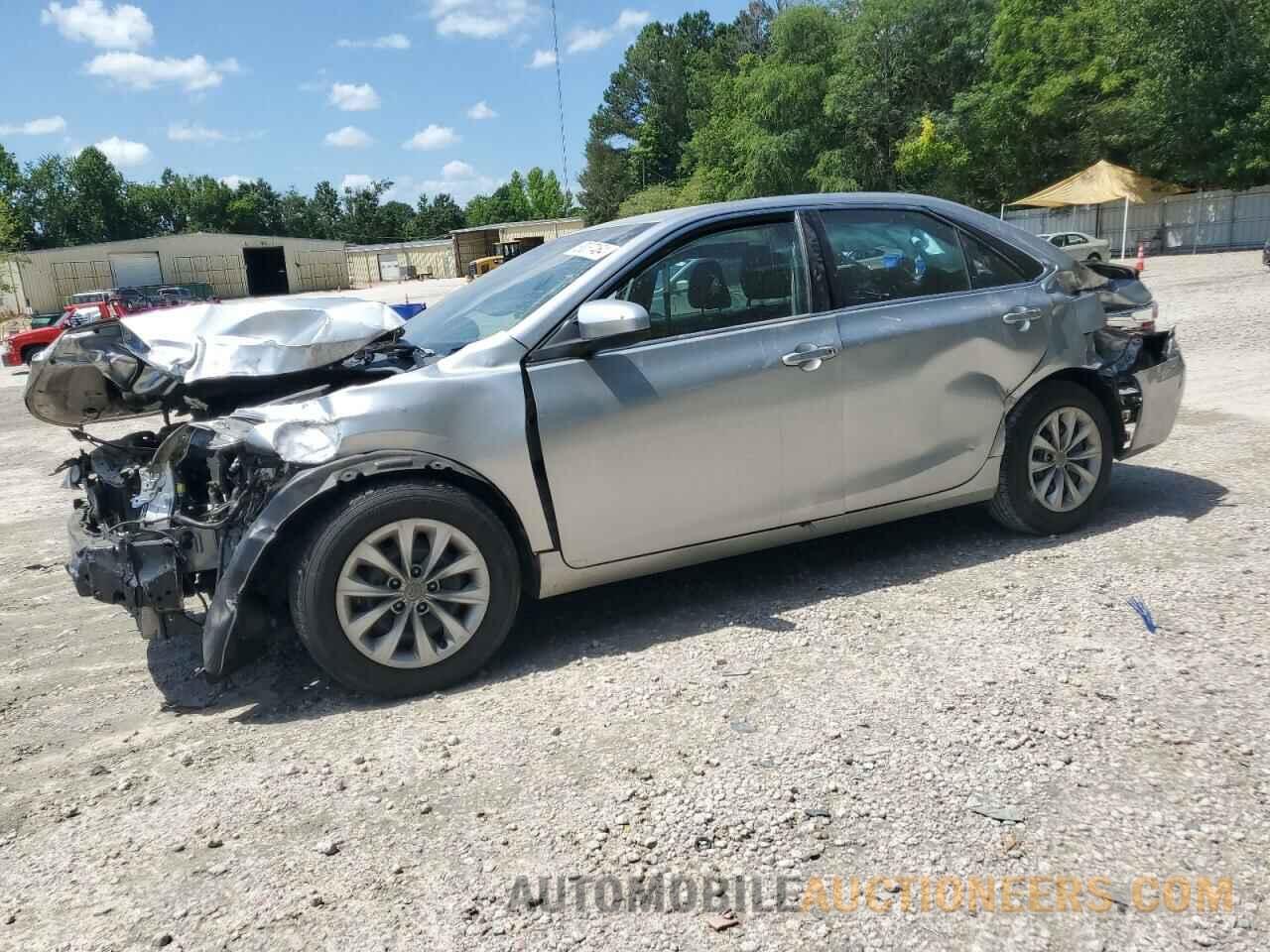 4T1BF1FK0FU112512 TOYOTA CAMRY 2015