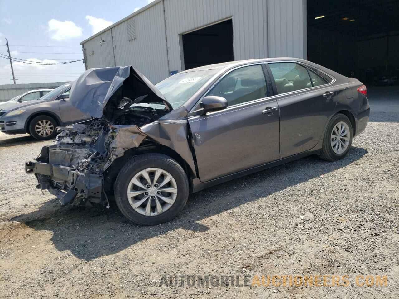 4T1BF1FK0FU113966 TOYOTA CAMRY 2015