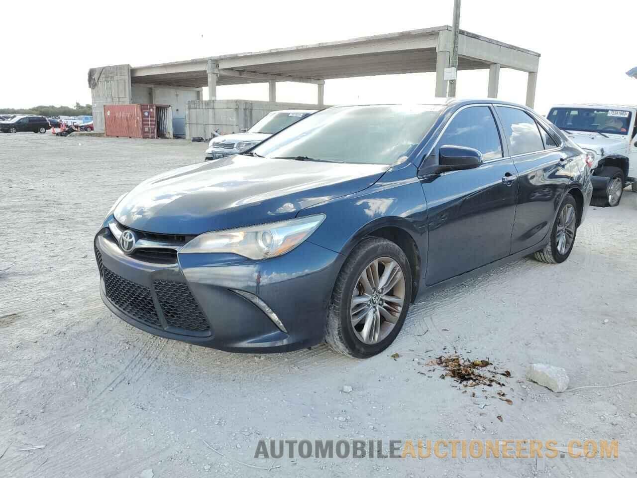 4T1BF1FK0FU114597 TOYOTA CAMRY 2015