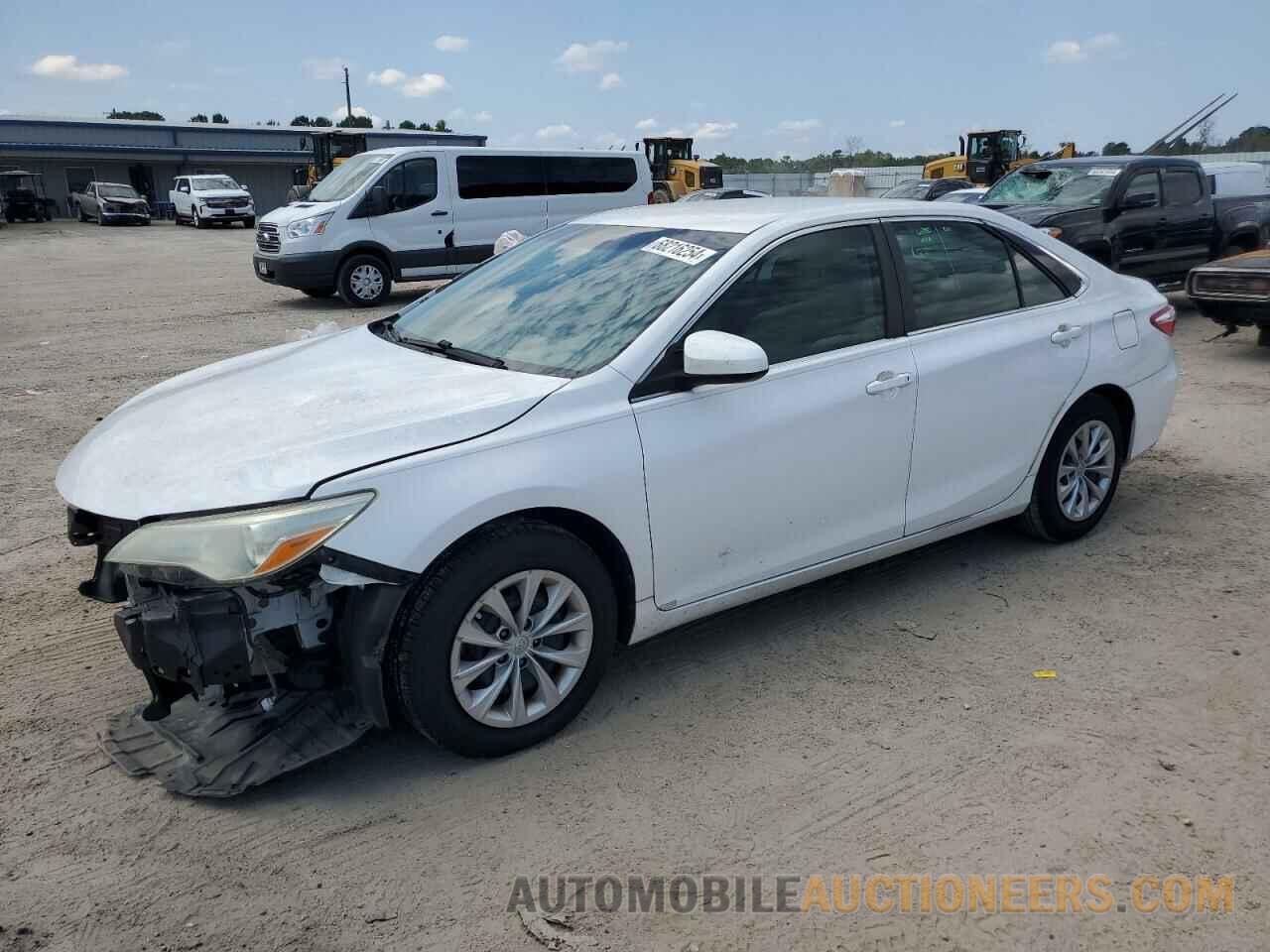 4T1BF1FK0FU115670 TOYOTA CAMRY 2015