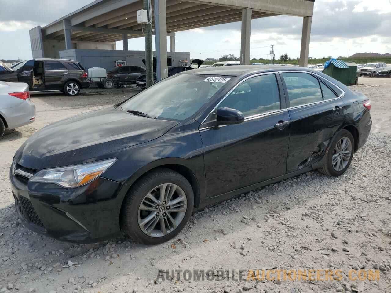 4T1BF1FK0FU492726 TOYOTA CAMRY 2015