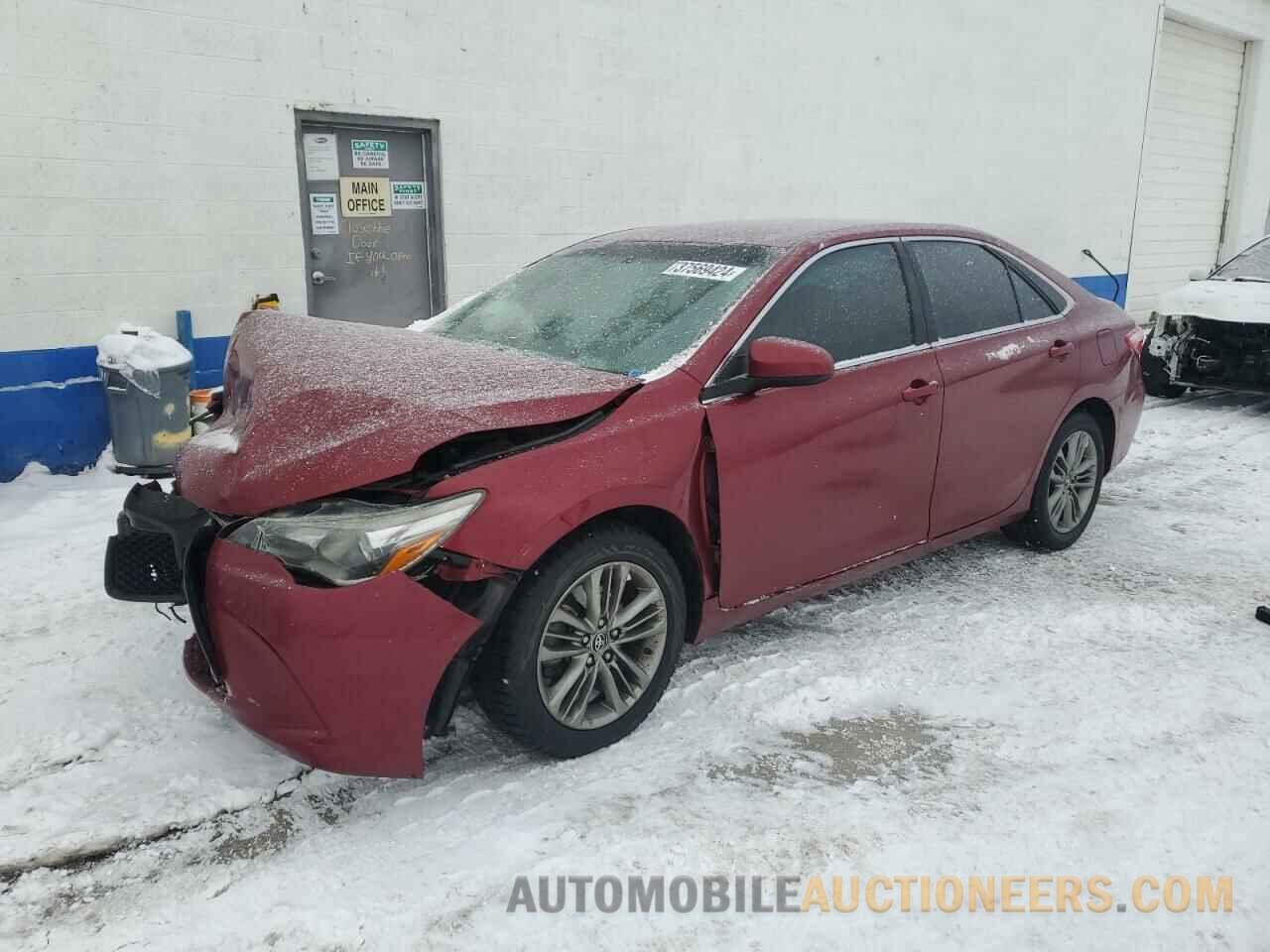 4T1BF1FK0FU875727 TOYOTA CAMRY 2015