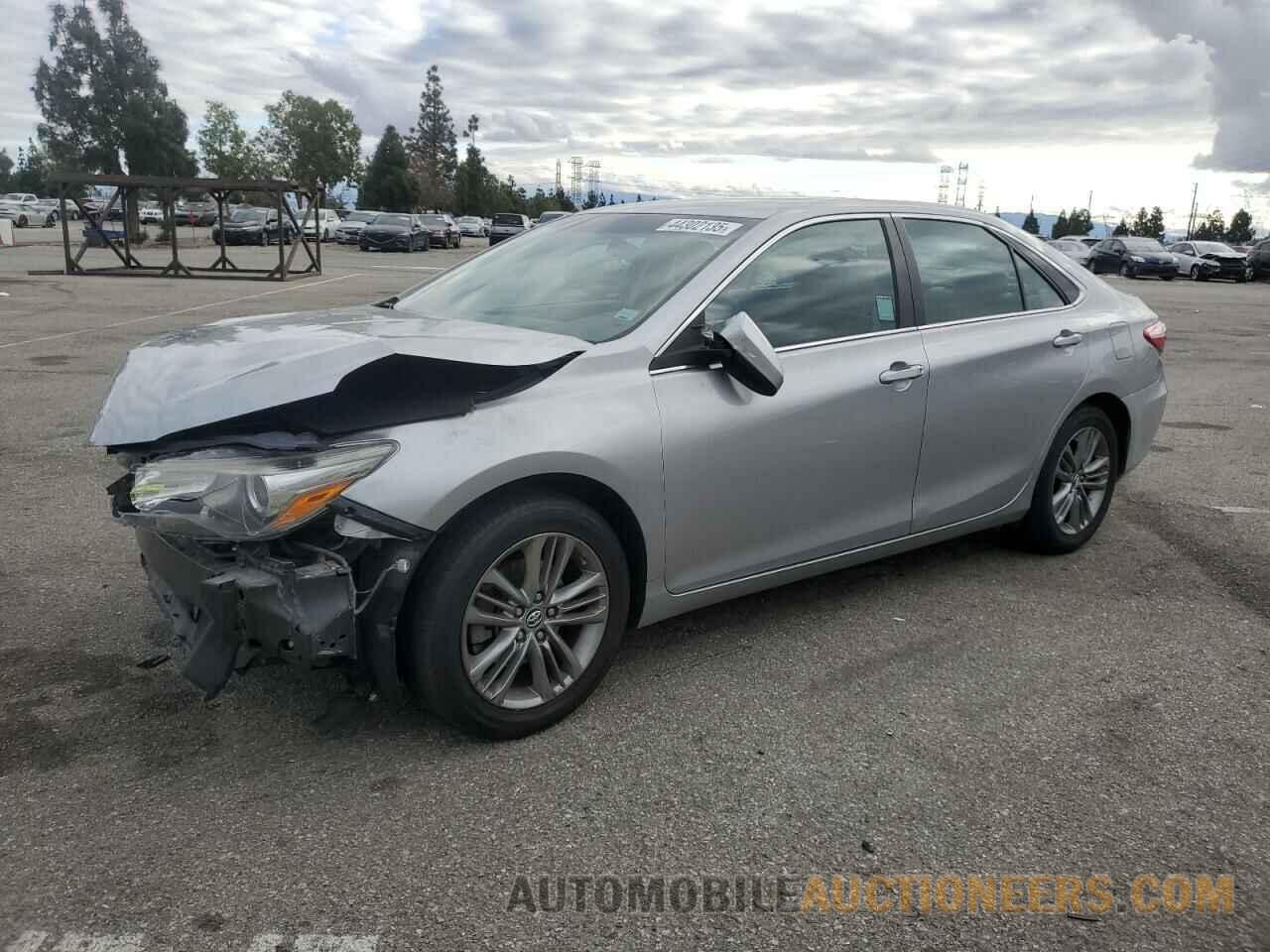 4T1BF1FK0FU877915 TOYOTA CAMRY 2015