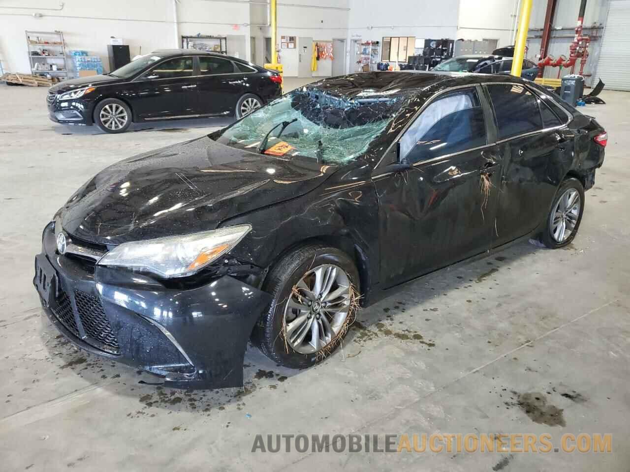 4T1BF1FK0FU919256 TOYOTA CAMRY 2015