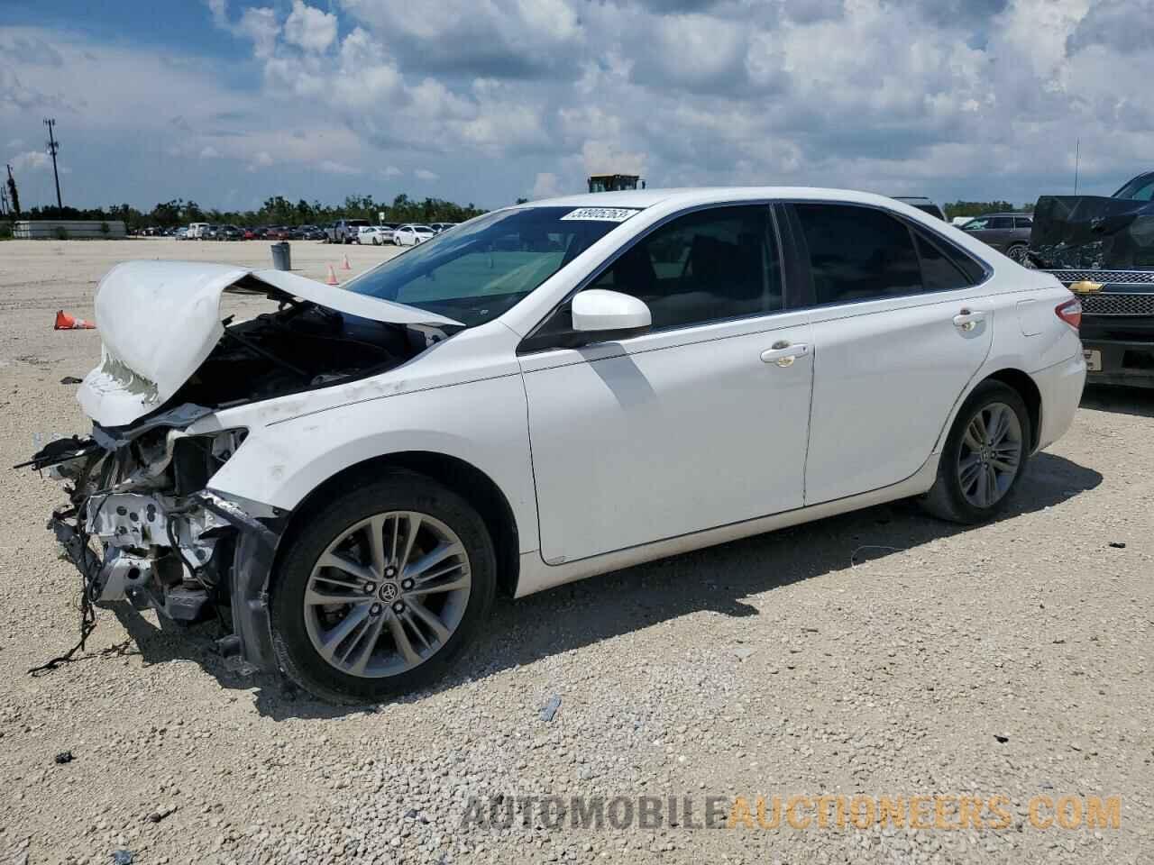 4T1BF1FK0FU932993 TOYOTA CAMRY 2015