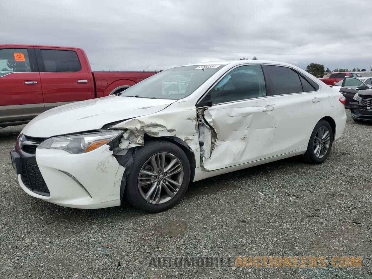 4T1BF1FK0FU933139 TOYOTA CAMRY 2015