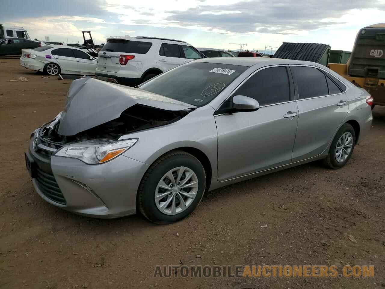 4T1BF1FK0GU152803 TOYOTA CAMRY 2016