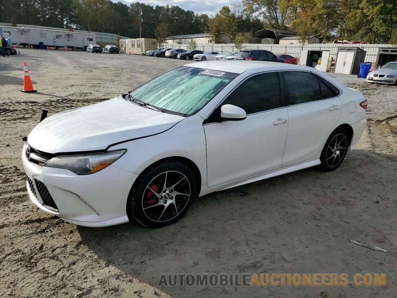 4T1BF1FK0GU153160 TOYOTA CAMRY 2016