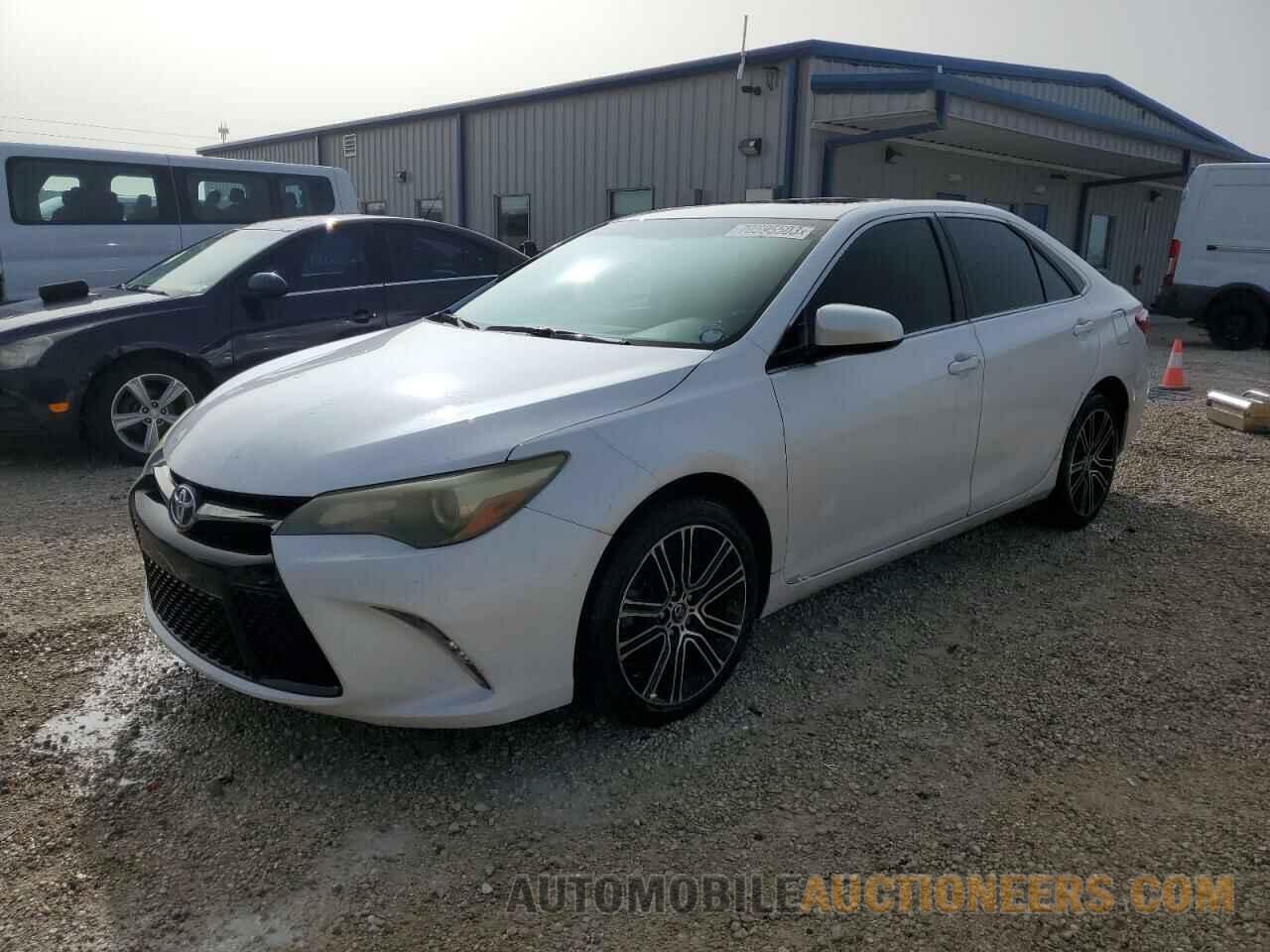 4T1BF1FK0GU160187 TOYOTA CAMRY 2016