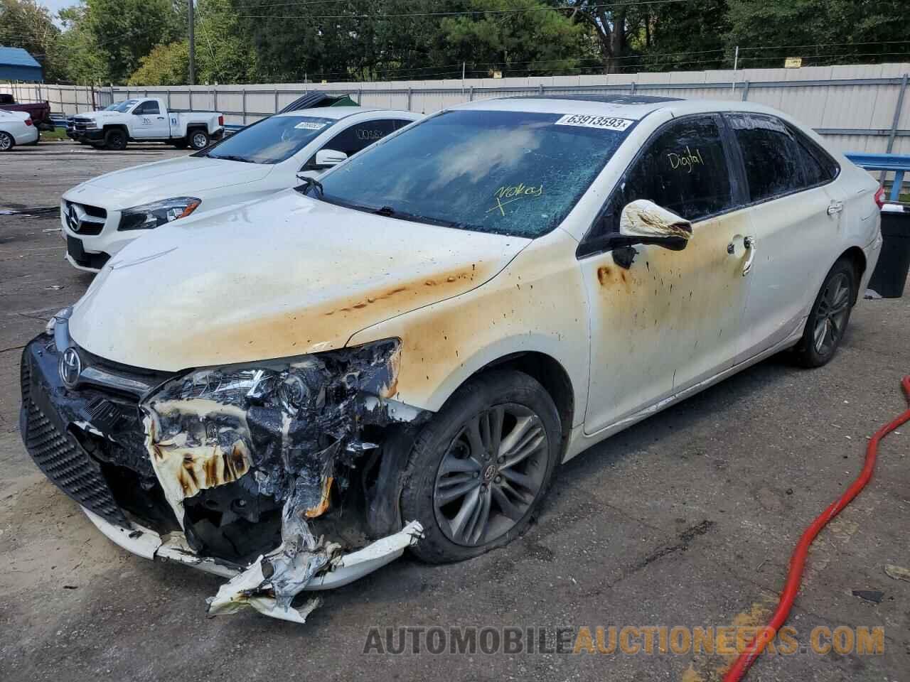 4T1BF1FK0GU207878 TOYOTA CAMRY 2016