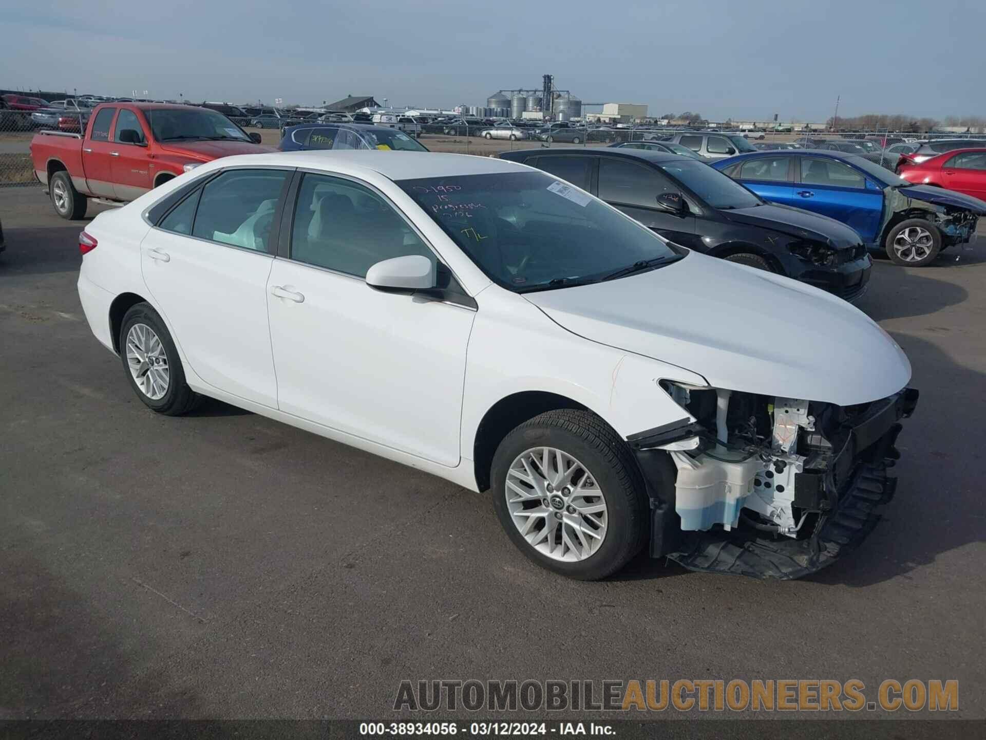 4T1BF1FK0GU243943 TOYOTA CAMRY 2016