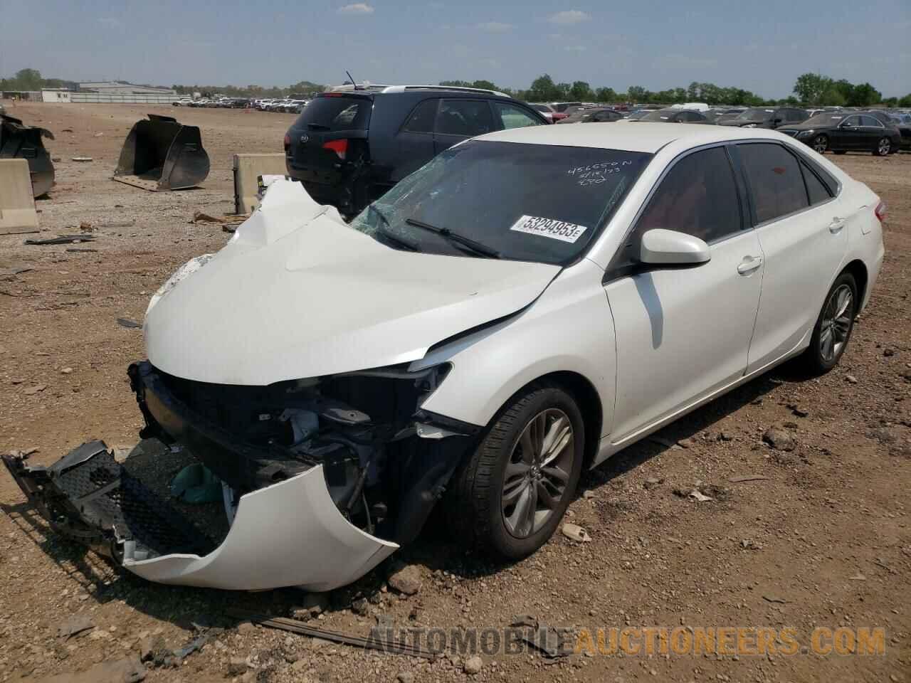 4T1BF1FK0GU256689 TOYOTA CAMRY 2016