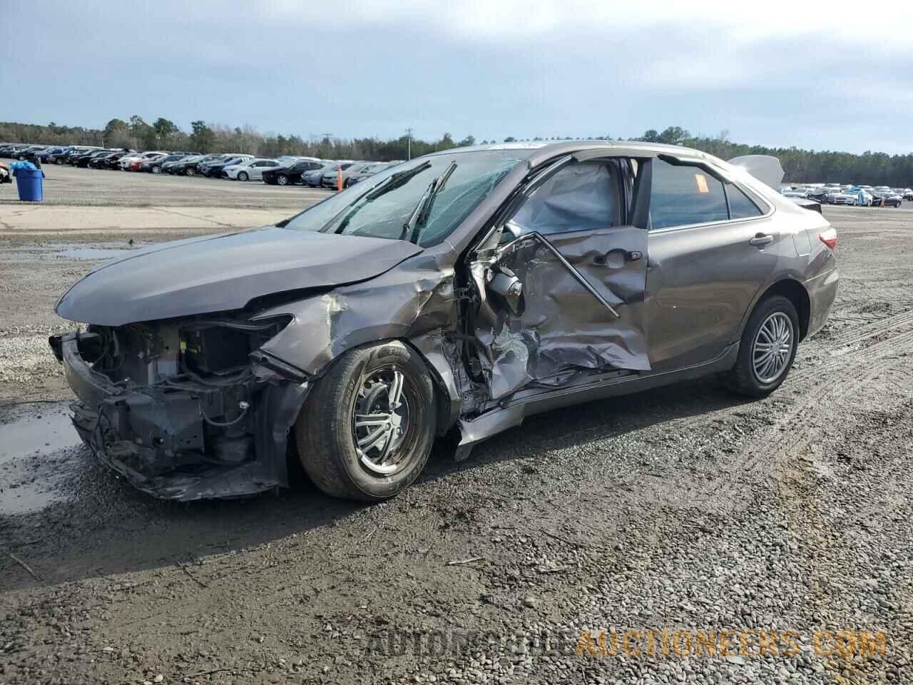 4T1BF1FK0GU507582 TOYOTA CAMRY 2016