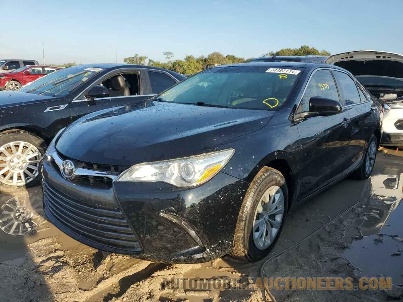 4T1BF1FK0HU287250 TOYOTA CAMRY 2017