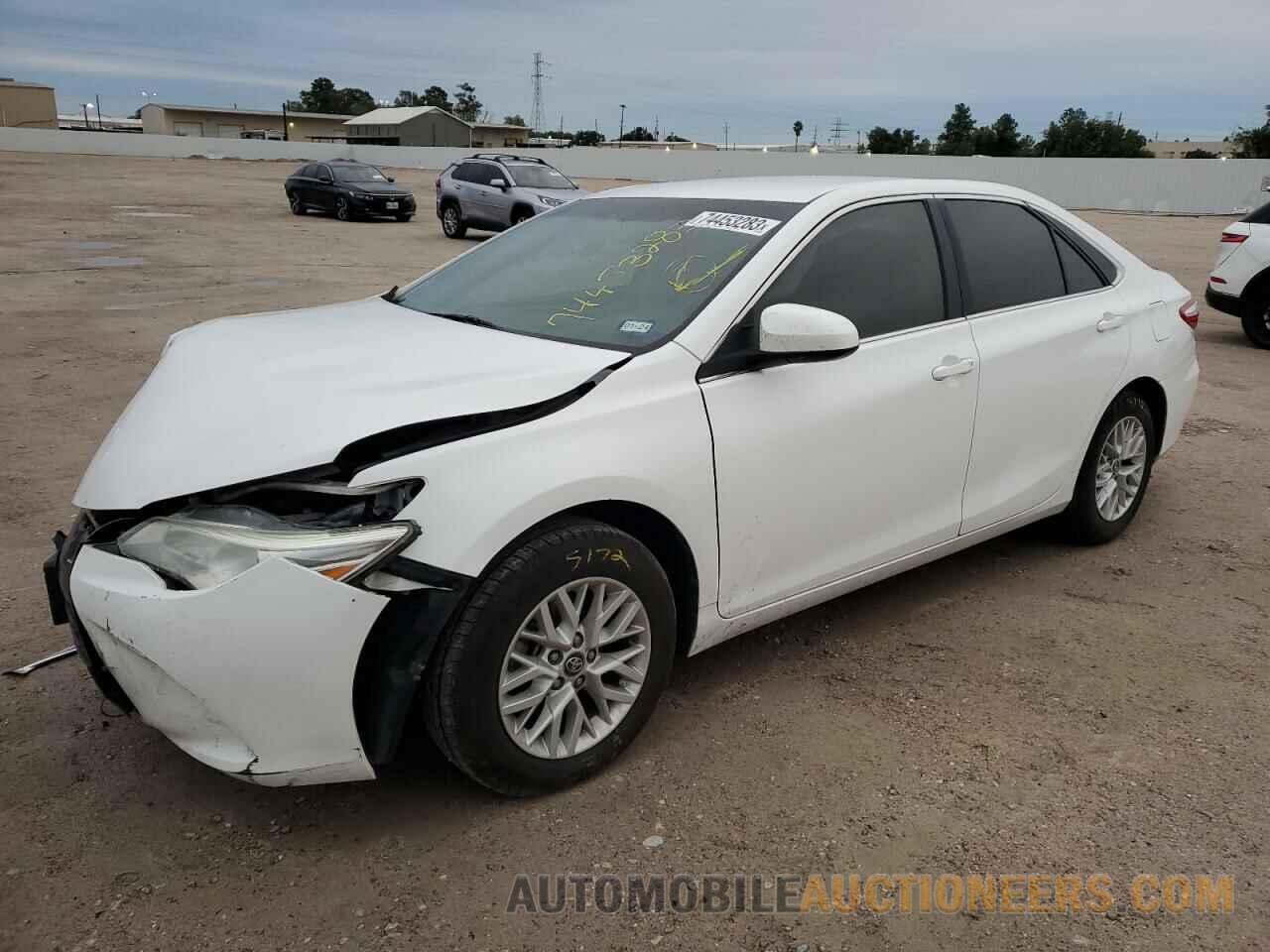 4T1BF1FK0HU322398 TOYOTA CAMRY 2017