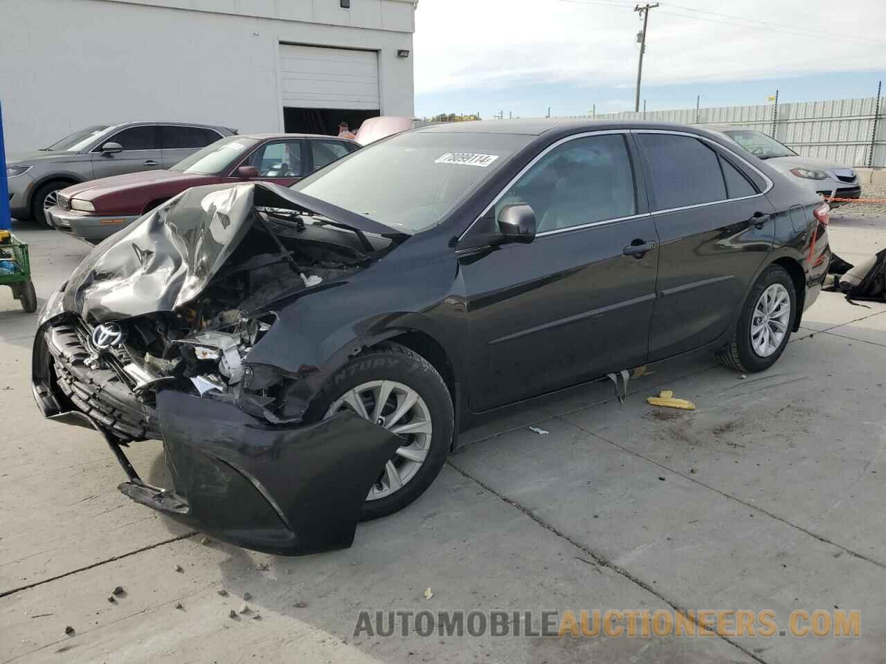 4T1BF1FK0HU329769 TOYOTA CAMRY 2017