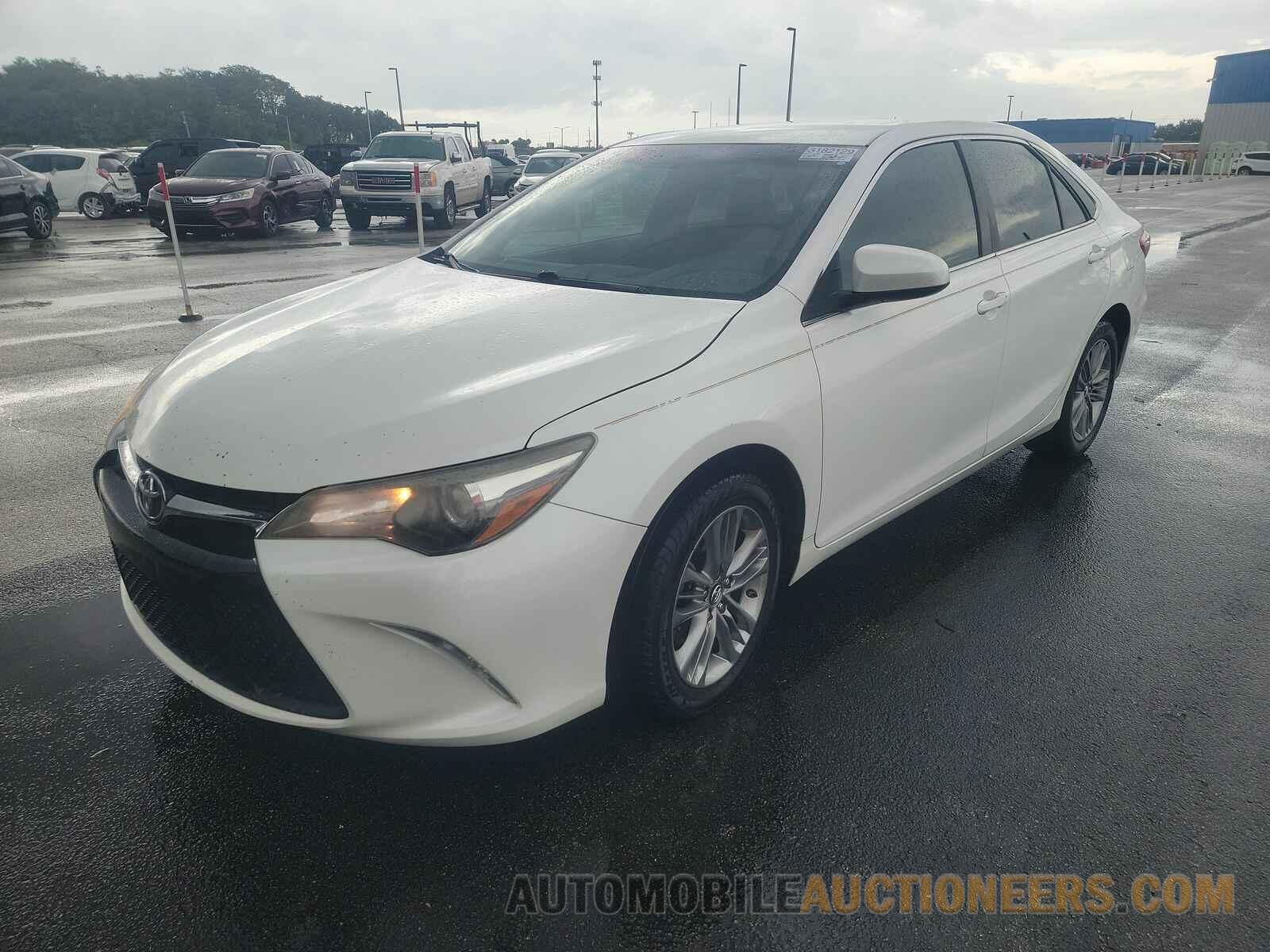 4T1BF1FK0HU333644 Toyota Camry 2017