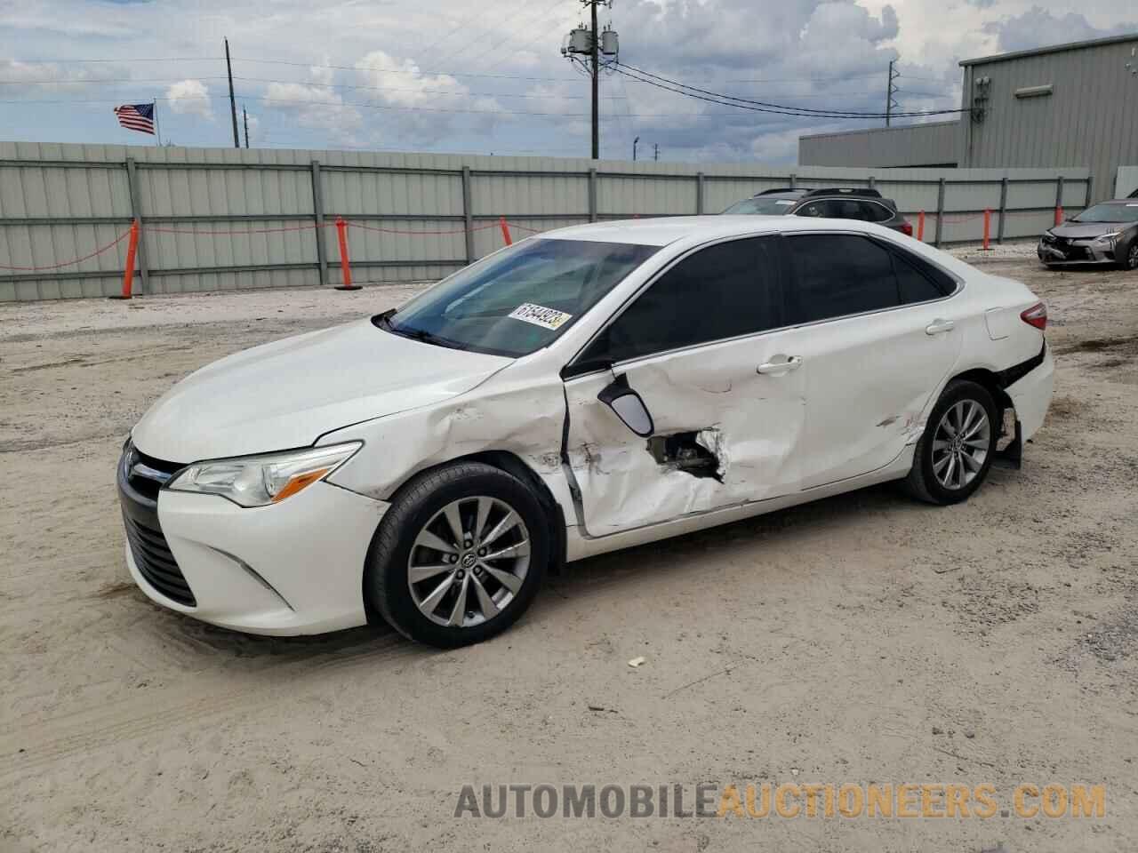 4T1BF1FK0HU377854 TOYOTA CAMRY 2017