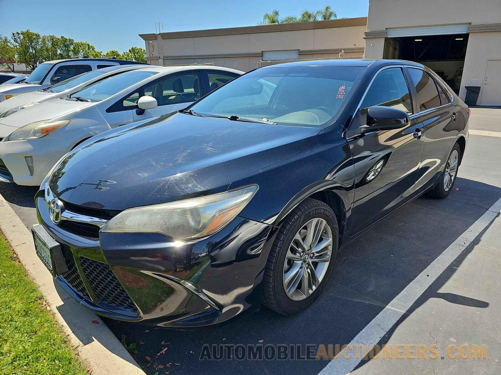 4T1BF1FK0HU398574 Toyota Camry 2017