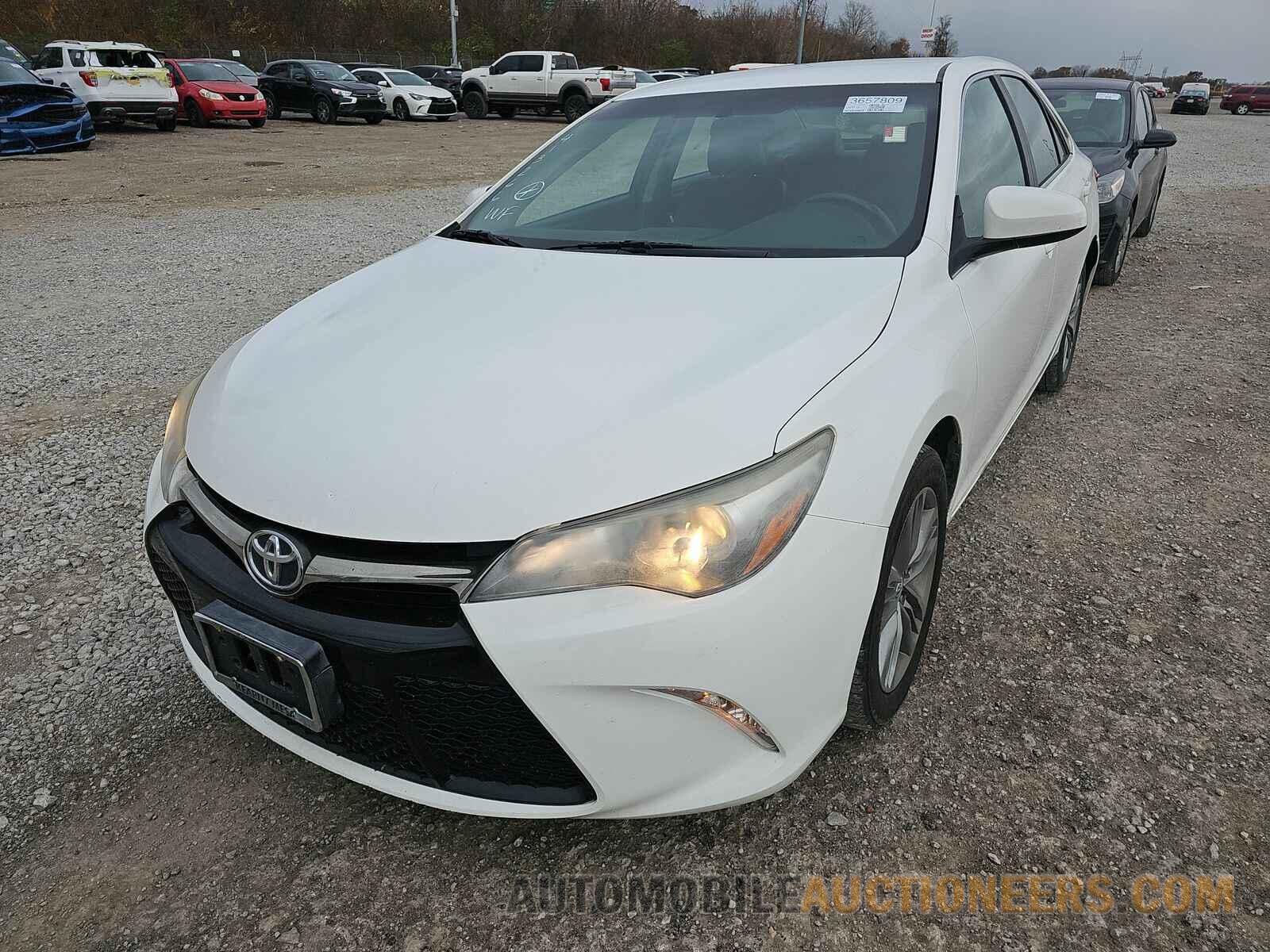 4T1BF1FK0HU413266 Toyota Camry 2017