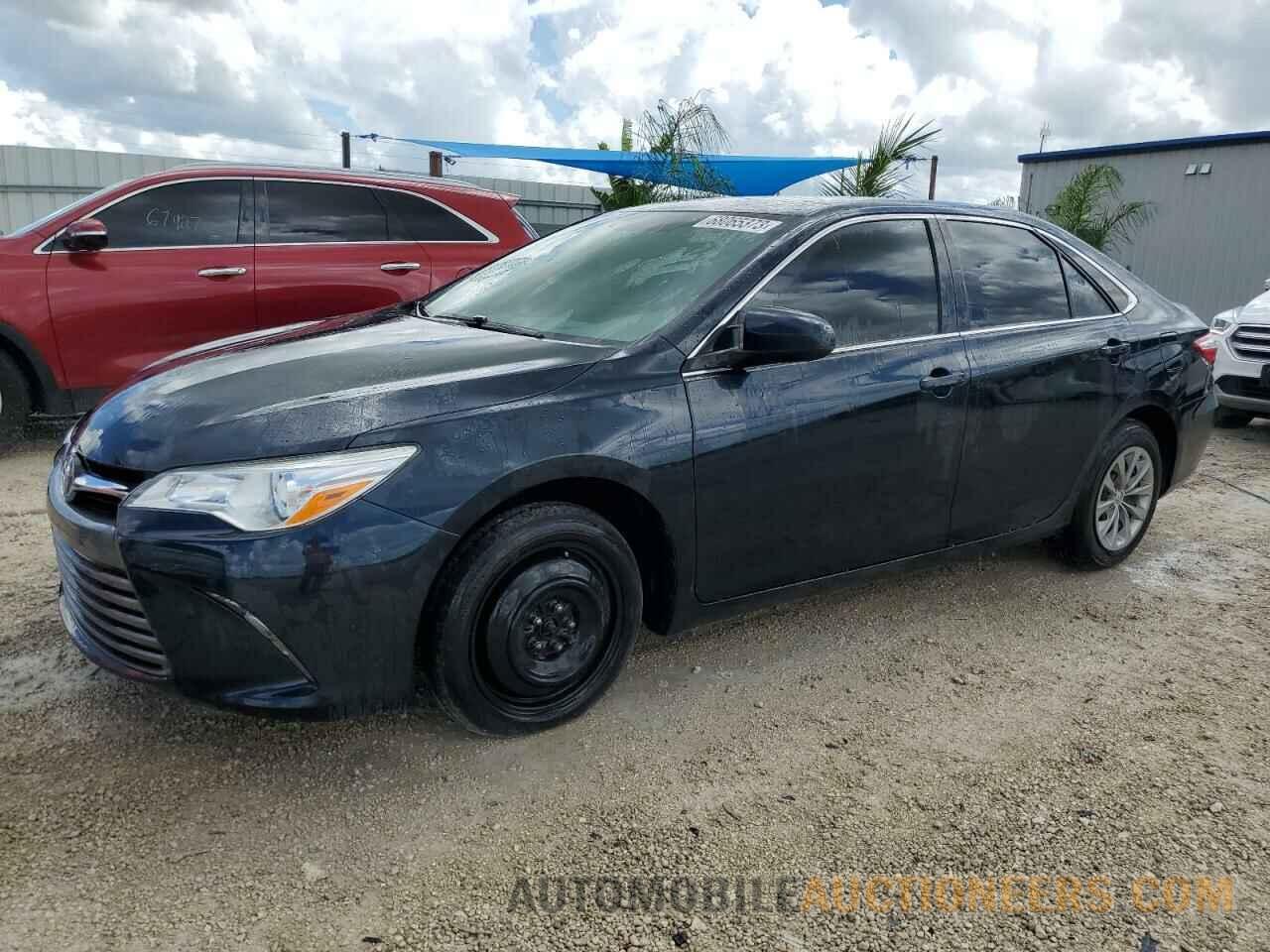 4T1BF1FK0HU443030 TOYOTA CAMRY 2017