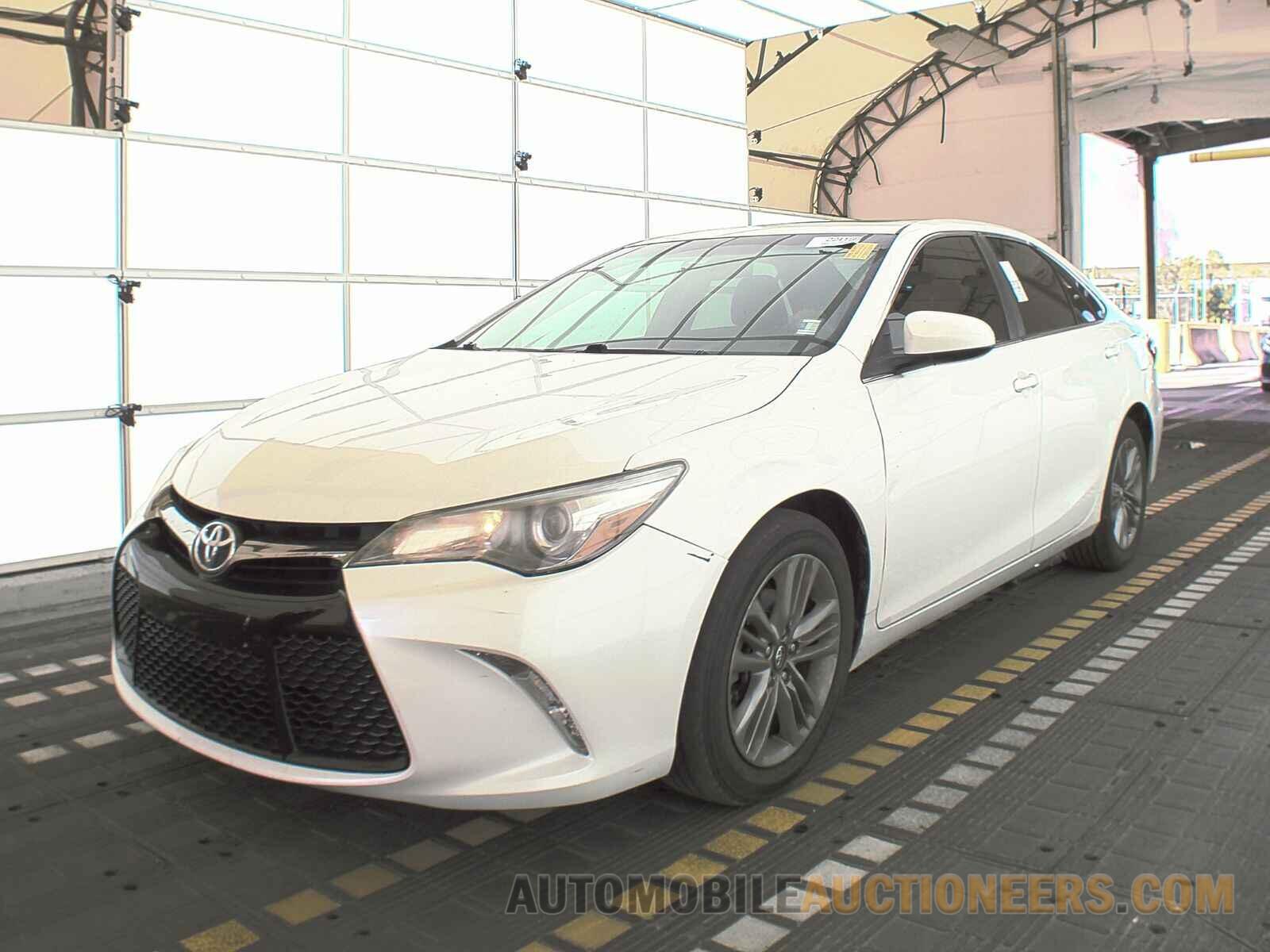 4T1BF1FK0HU454254 Toyota Camry 2017