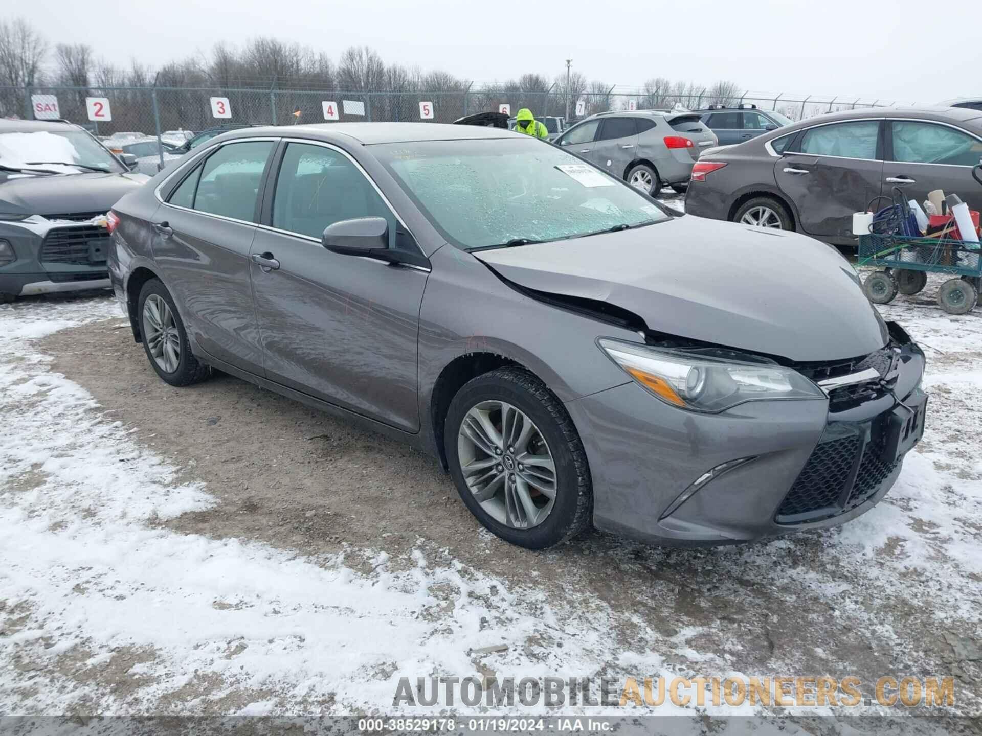 4T1BF1FK0HU621678 TOYOTA CAMRY 2017