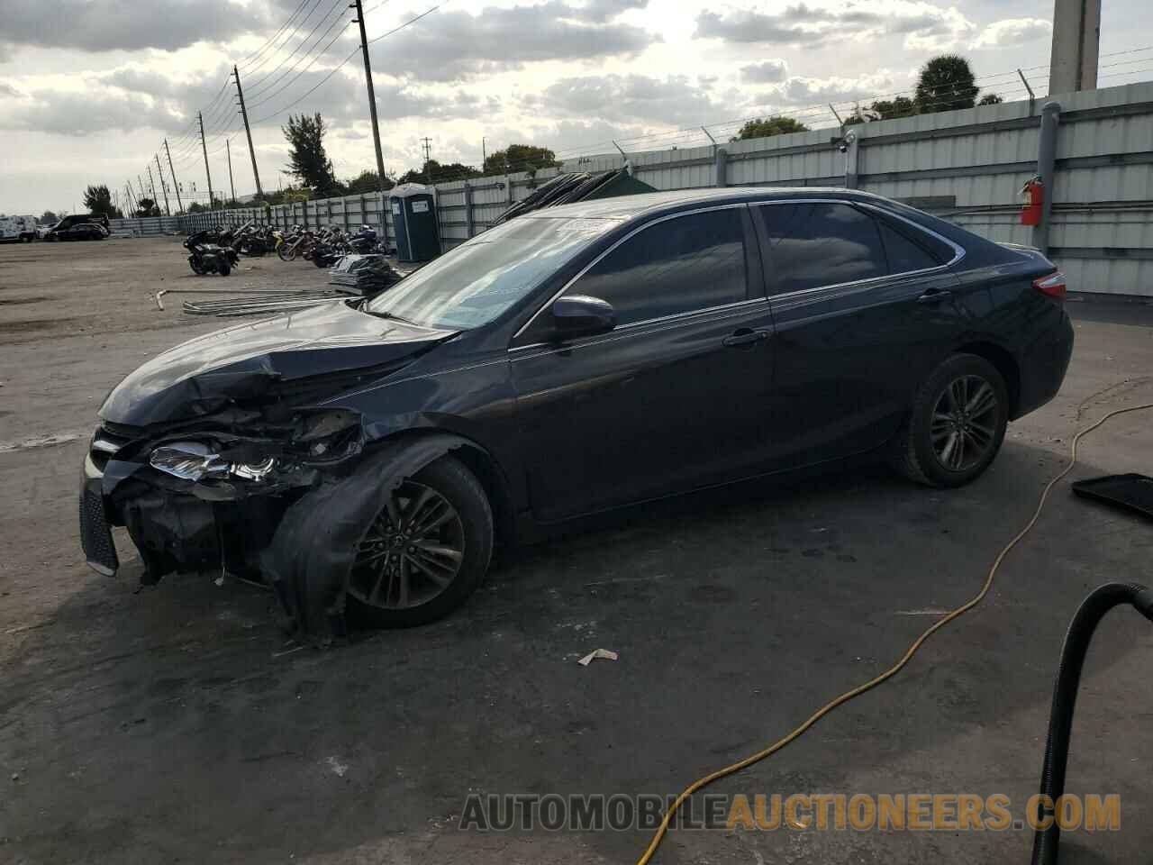 4T1BF1FK0HU625875 TOYOTA CAMRY 2017