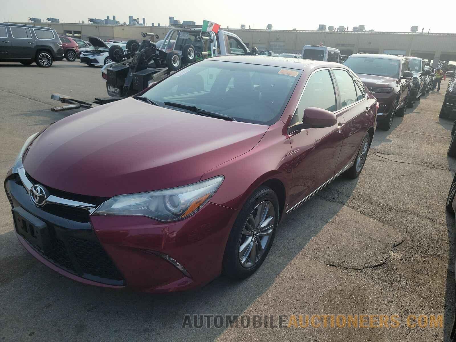 4T1BF1FK0HU642739 Toyota Camry 2017