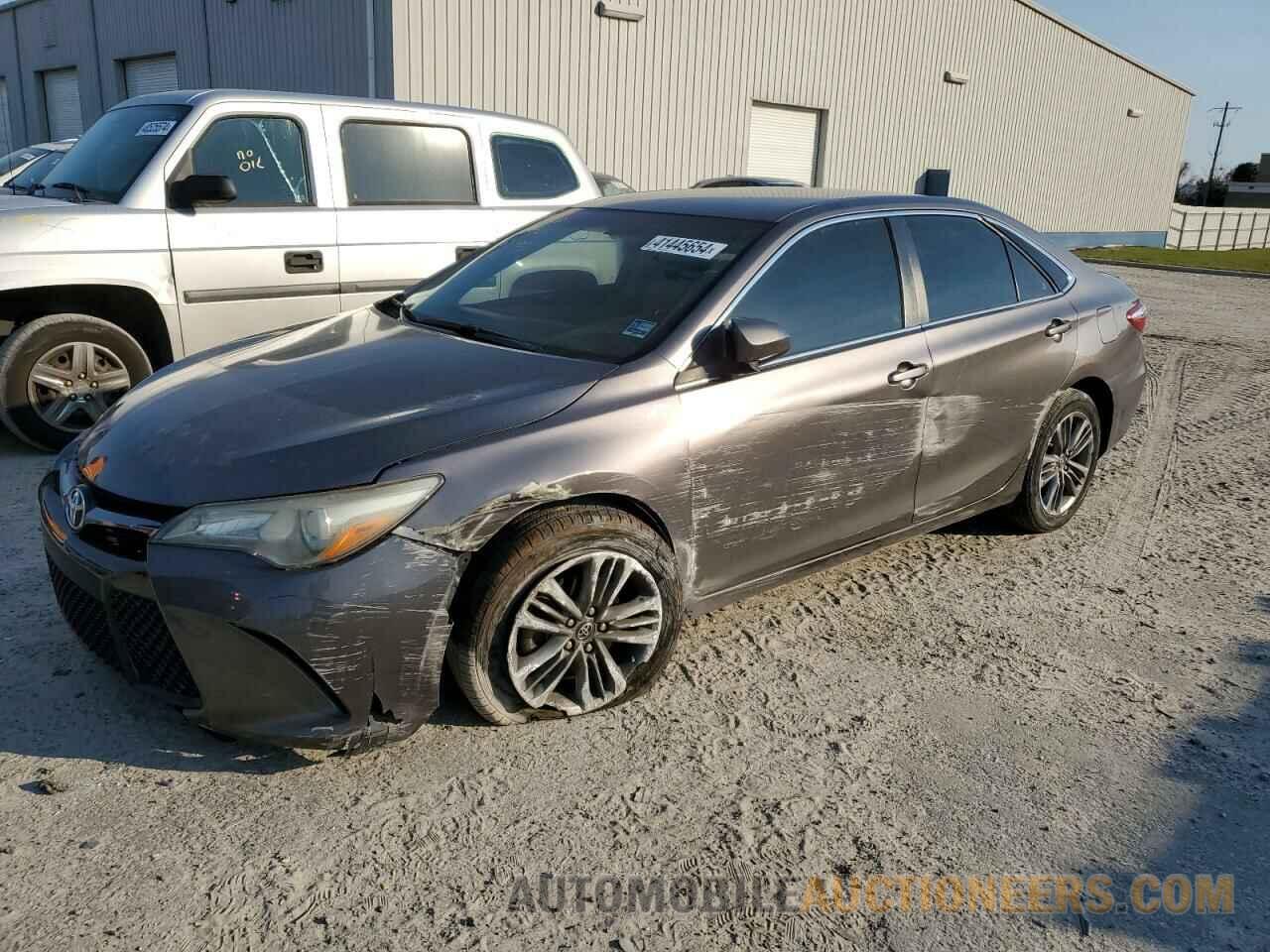 4T1BF1FK0HU697403 TOYOTA CAMRY 2017