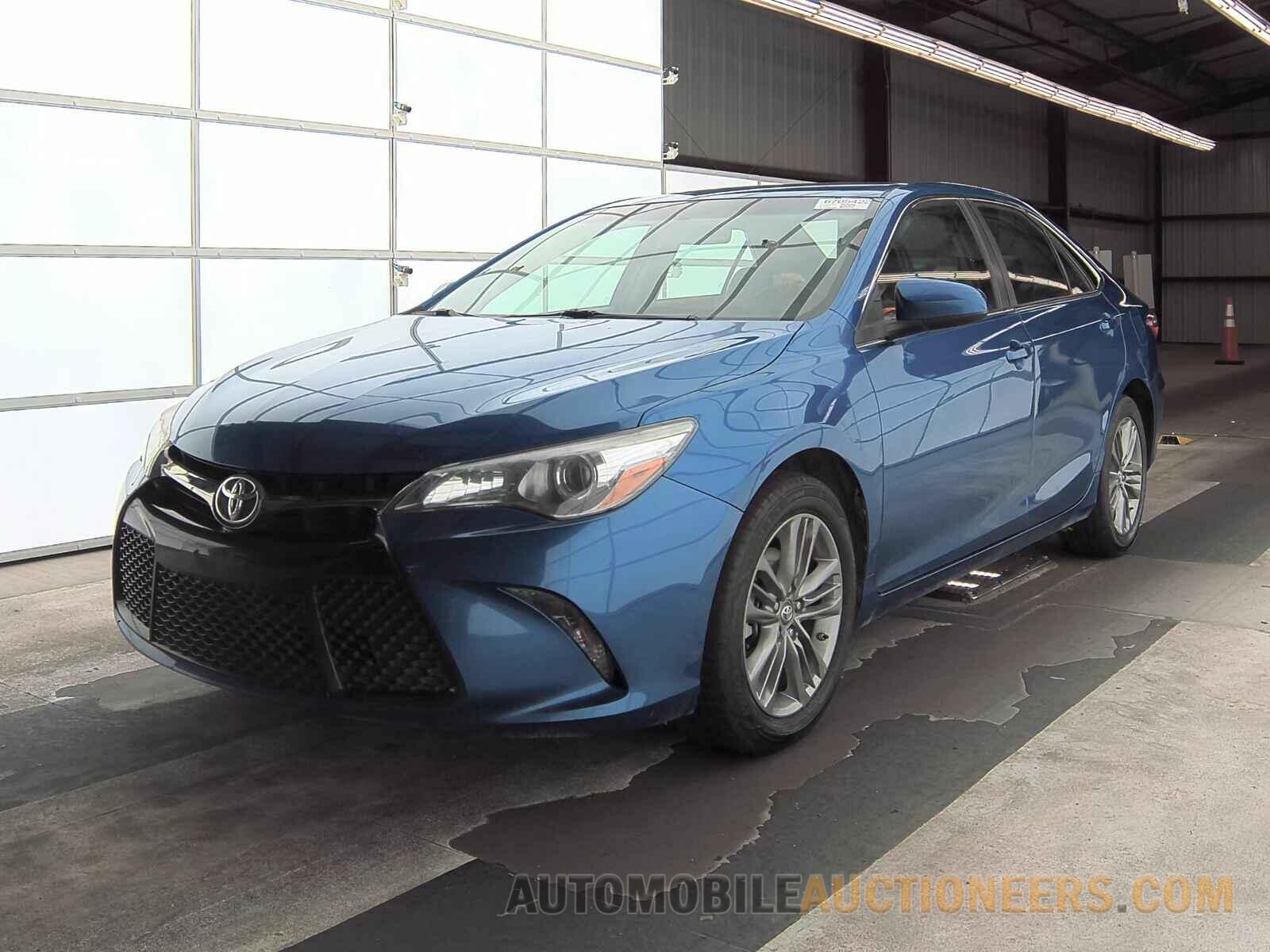 4T1BF1FK0HU699538 Toyota Camry 2017