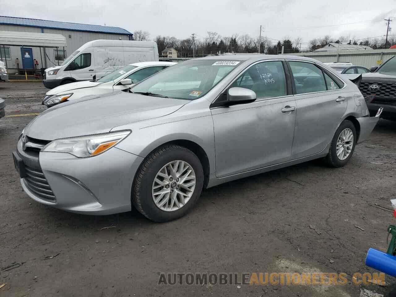 4T1BF1FK0HU703720 TOYOTA CAMRY 2017