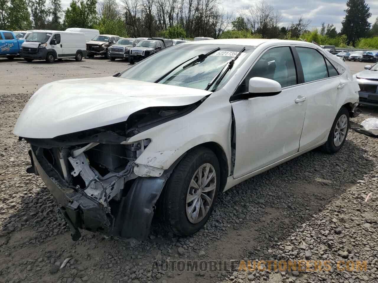 4T1BF1FK0HU721828 TOYOTA CAMRY 2017