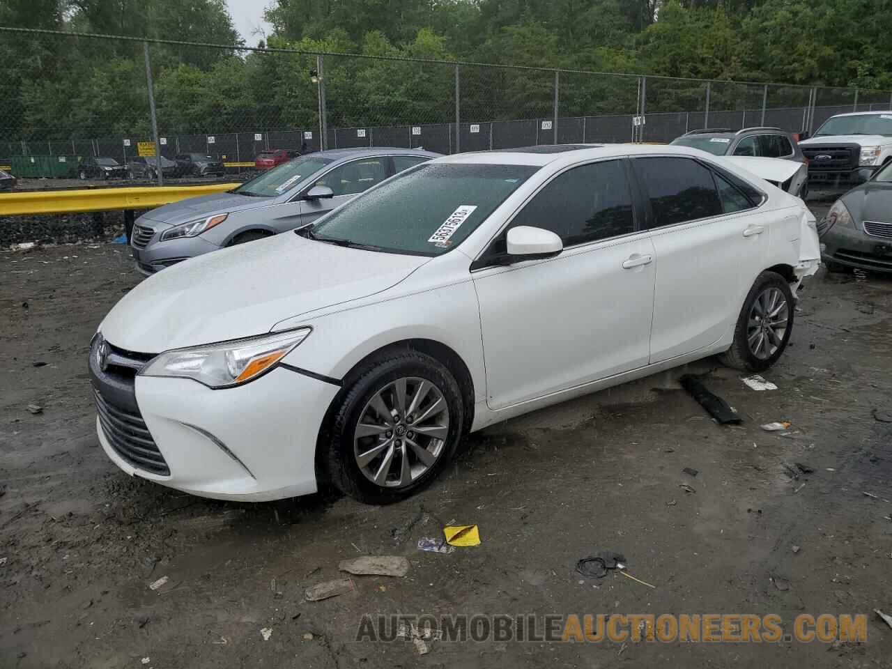 4T1BF1FK0HU764825 TOYOTA CAMRY 2017