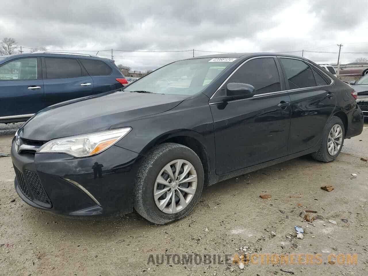 4T1BF1FK0HU801193 TOYOTA CAMRY 2017