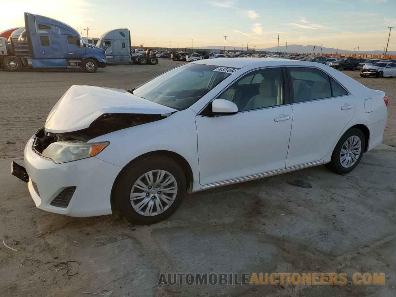 4T1BF1FK1CU563637 TOYOTA CAMRY 2012